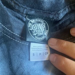 -back,white,red tie dye santa cruz oversized tee